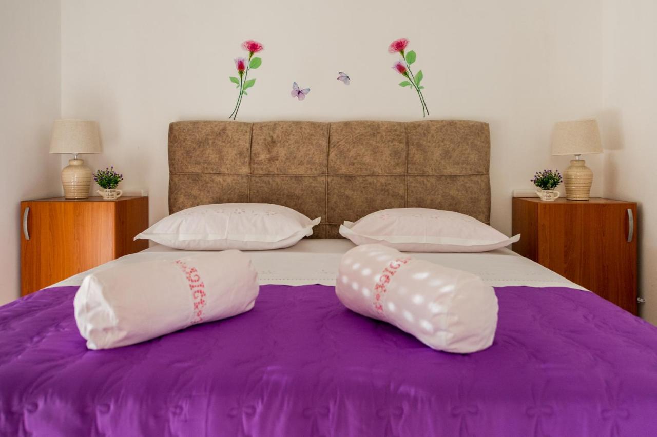 Apartments Nino Podstrana Zewnętrze zdjęcie