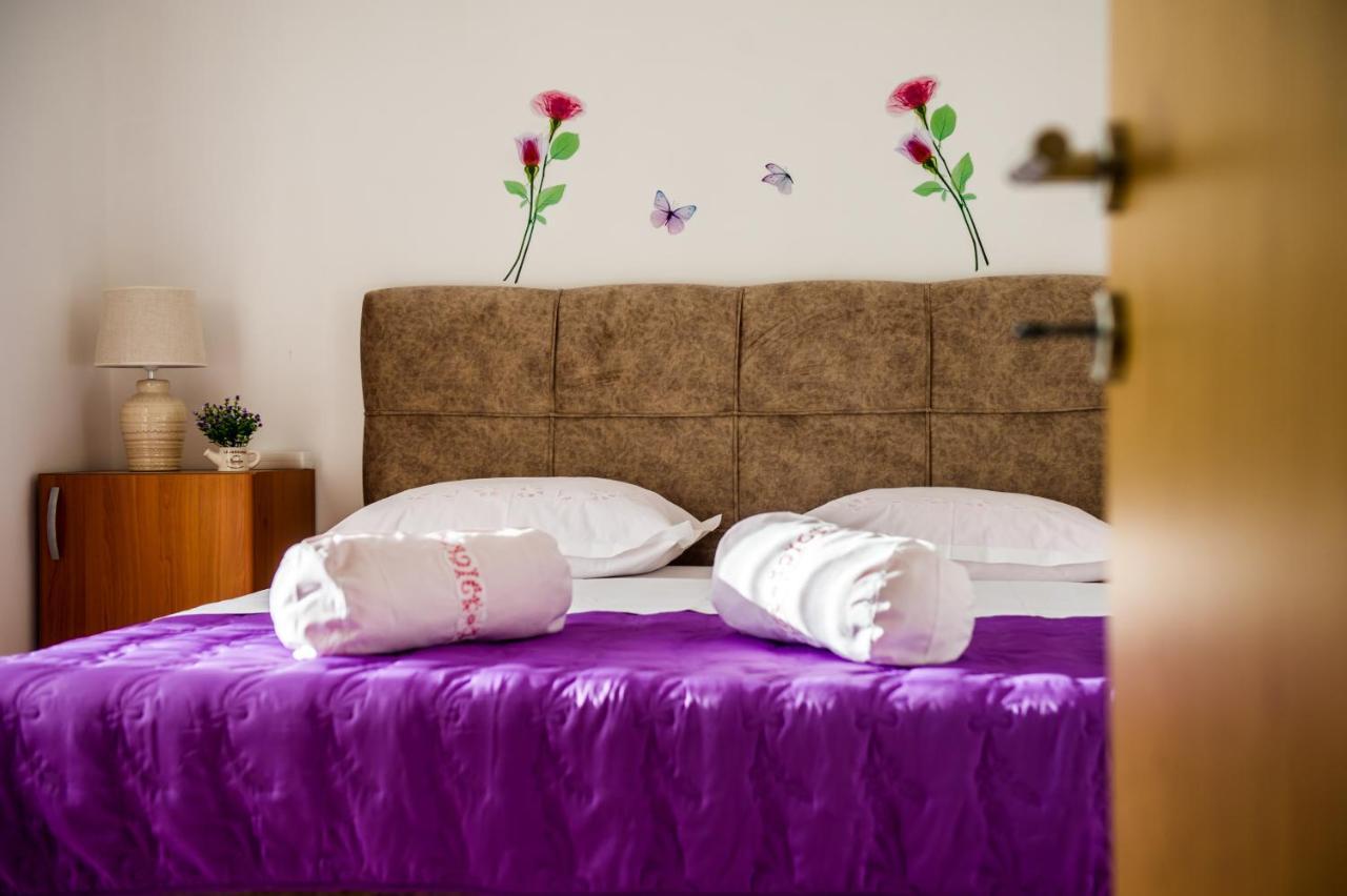 Apartments Nino Podstrana Zewnętrze zdjęcie