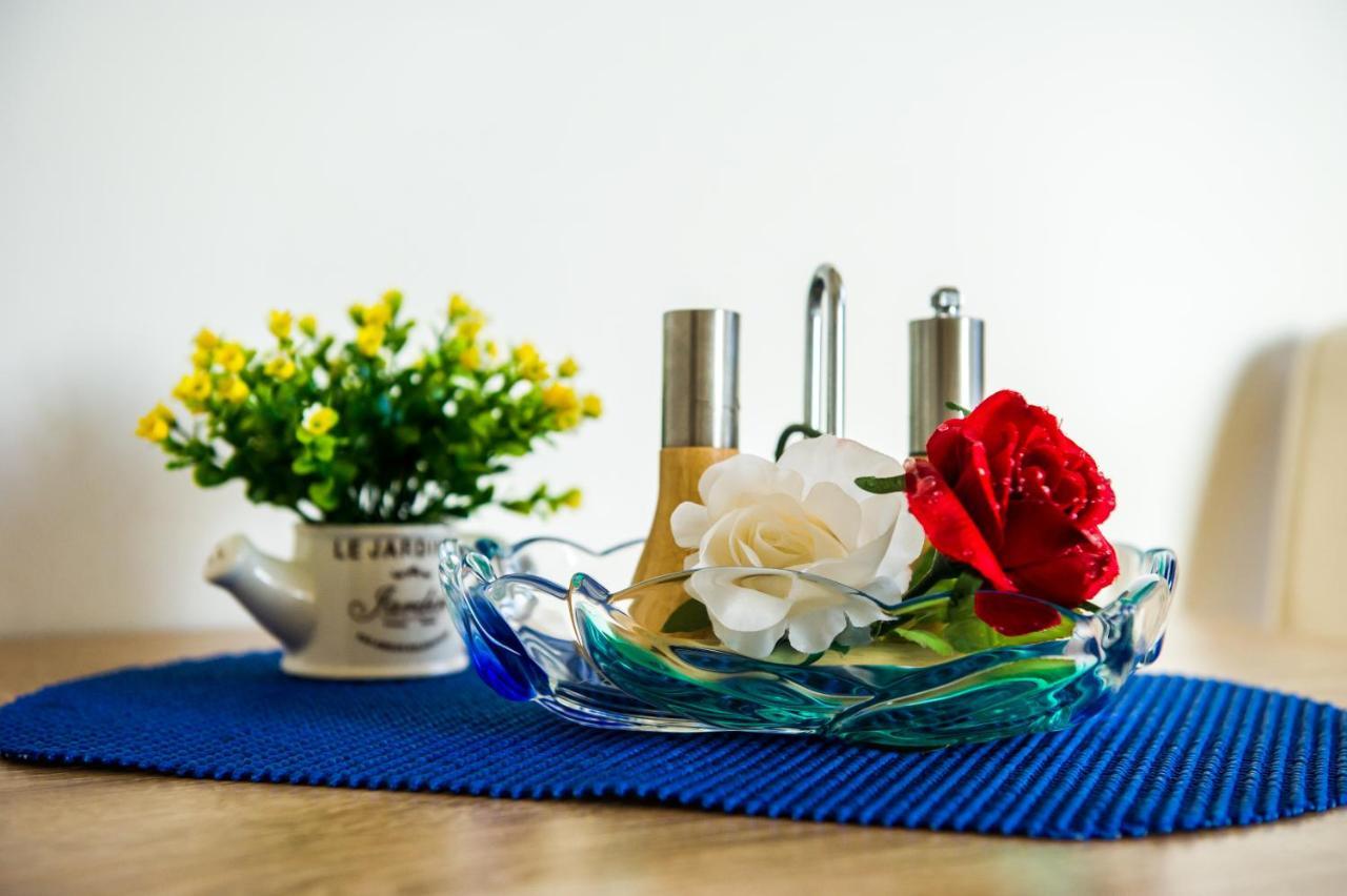 Apartments Nino Podstrana Zewnętrze zdjęcie