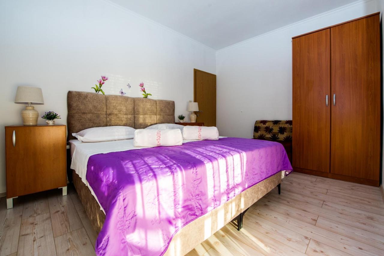 Apartments Nino Podstrana Zewnętrze zdjęcie